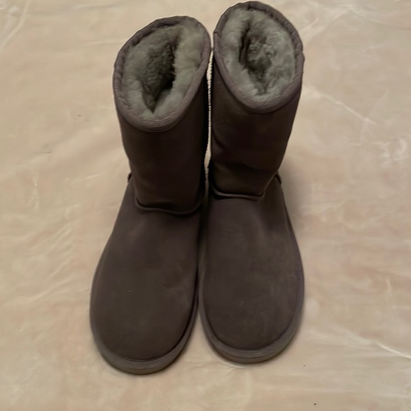 Koolaburra Shoes - Koolaburra by UGG gray boots size 6